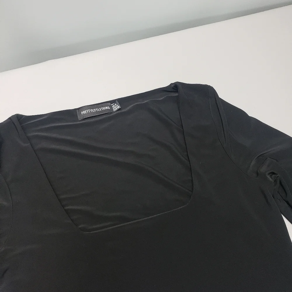 prettylittlething solid black boat neck long sleeve crop top women's 4